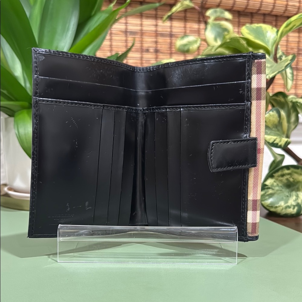 Burberry Nova Check Wallet - Picture 6 of 11